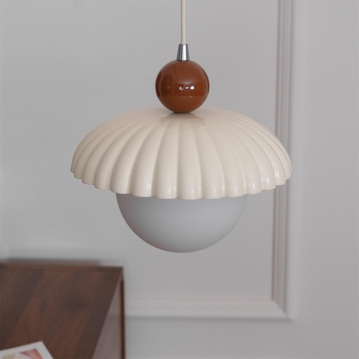 Alien Retro Charm lampă suspendată