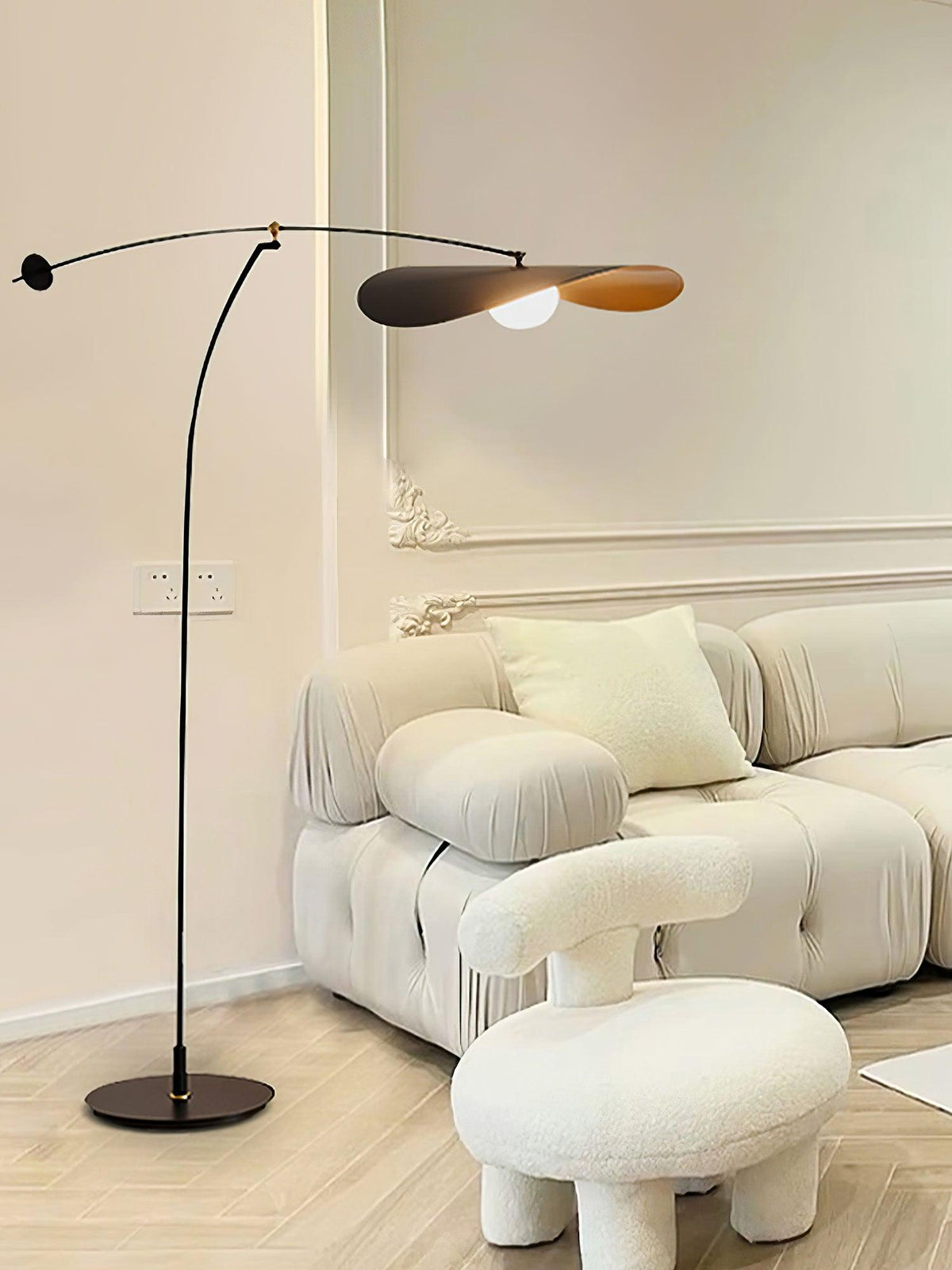 Reloz lampadar modern