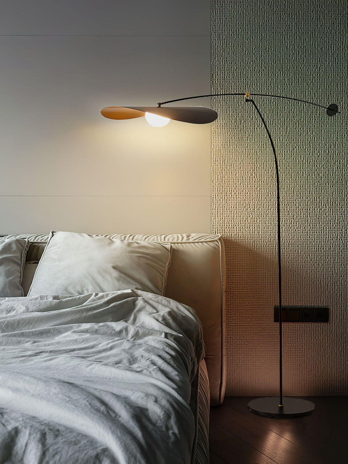 Reloz lampadar modern