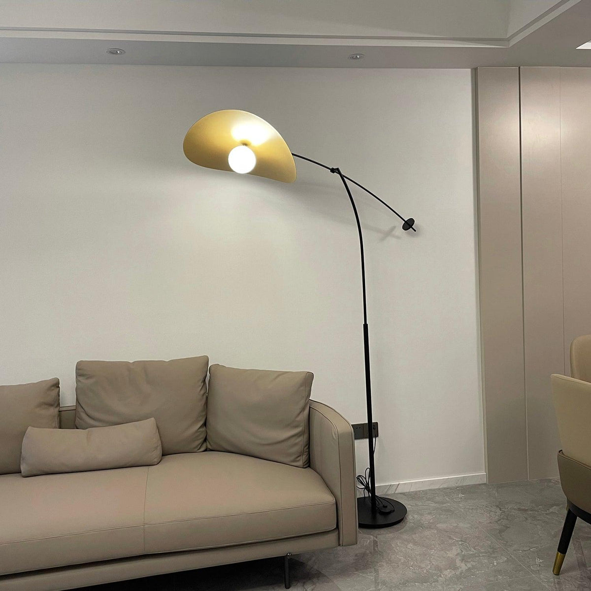 Reloz lampadar modern