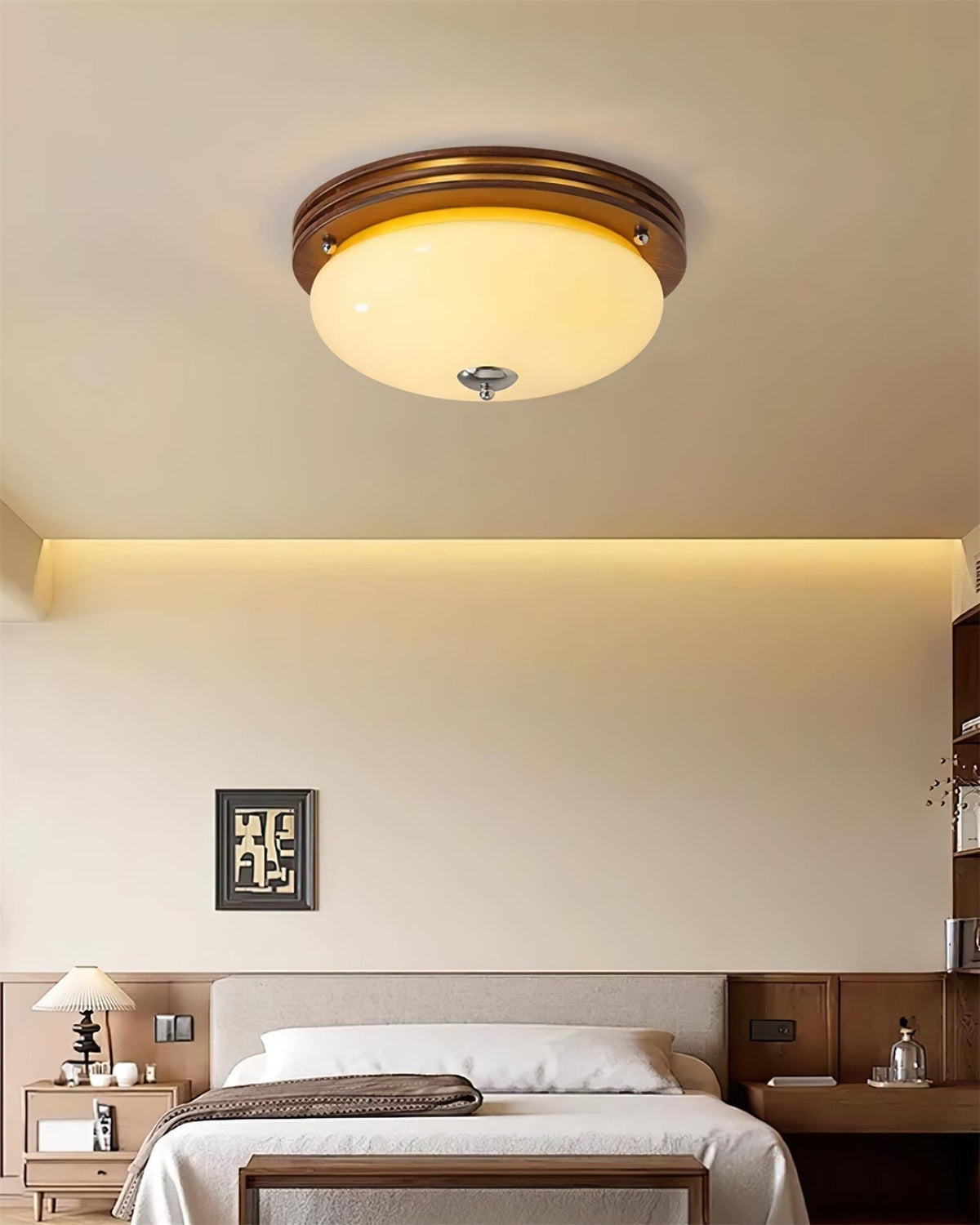 Povio plafonieră aplicată