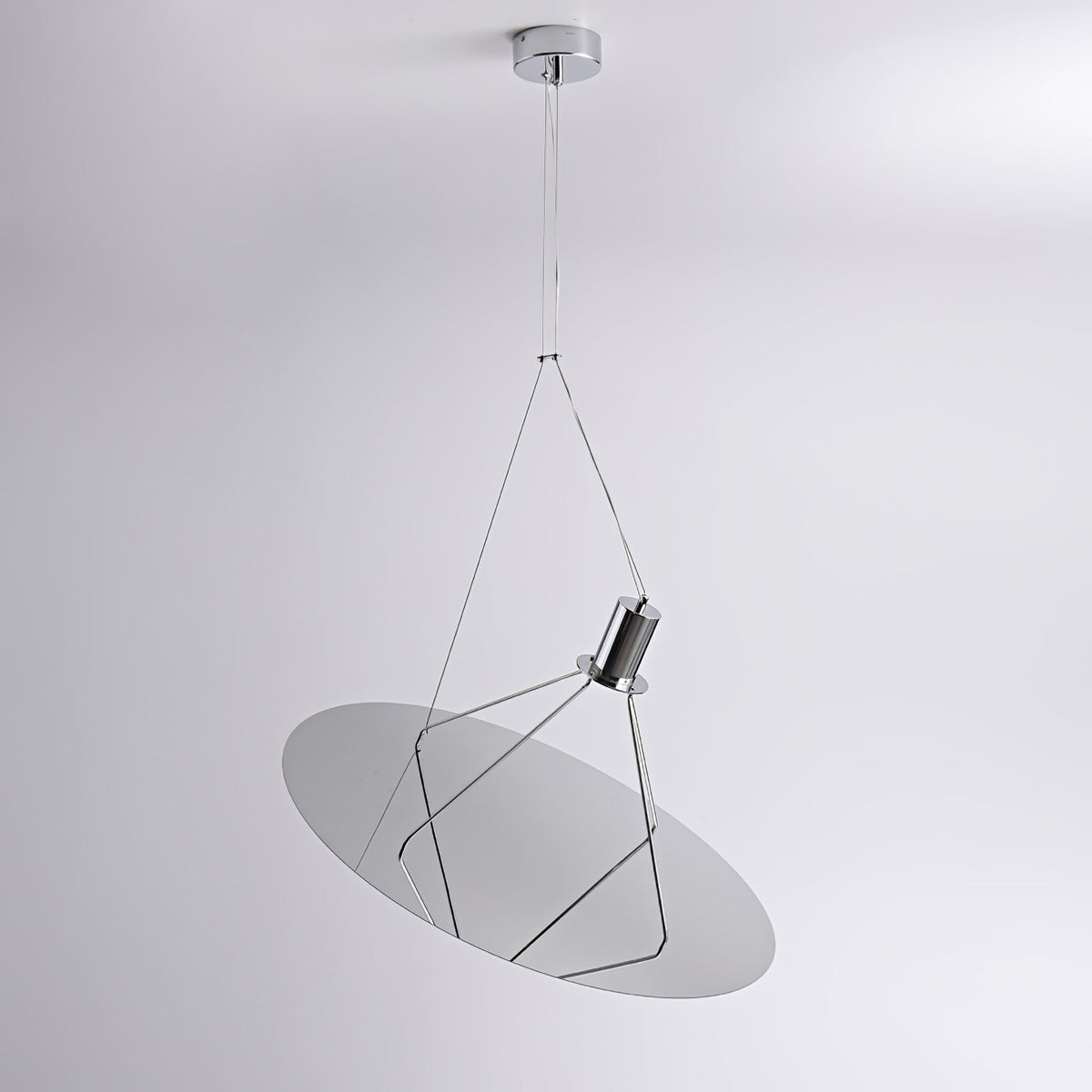 Brio lampă suspendată minimalistă din Oțel