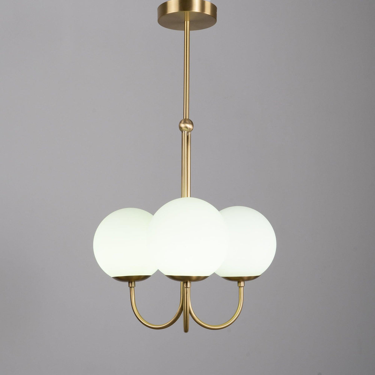 Brin lampă suspendată din metal și sticlă, elegantă