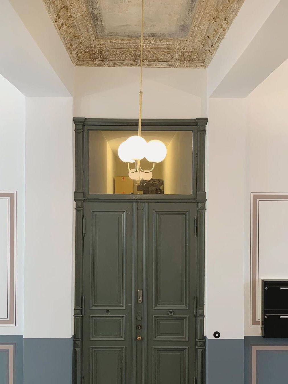 Brin lampă suspendată din metal și sticlă, elegantă