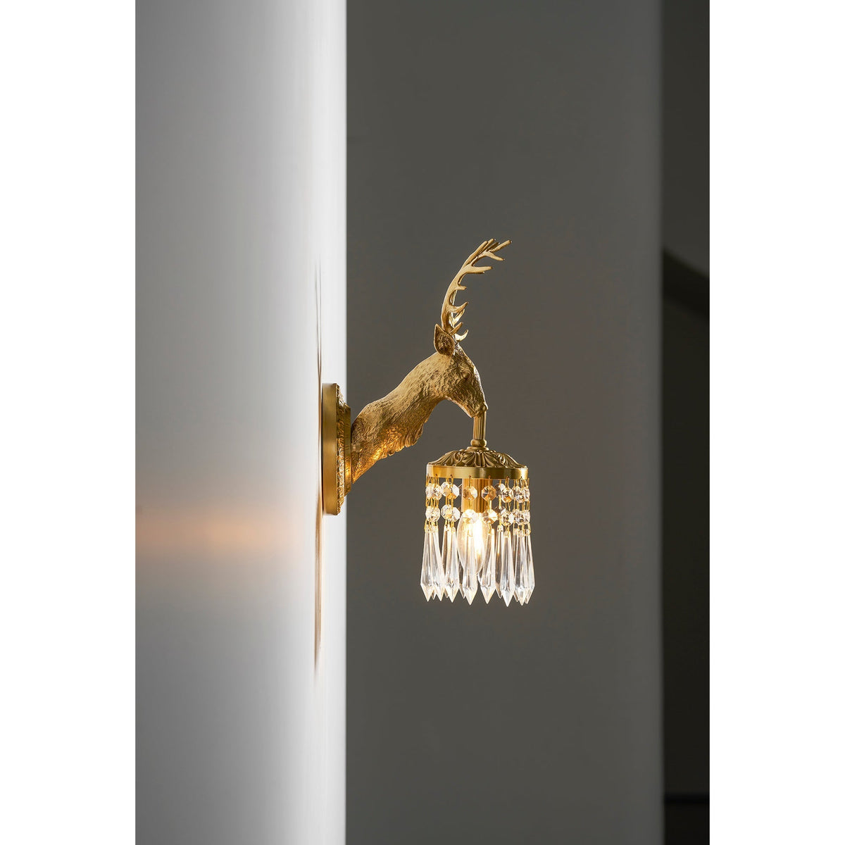 Antler aplică de perete din cristal
