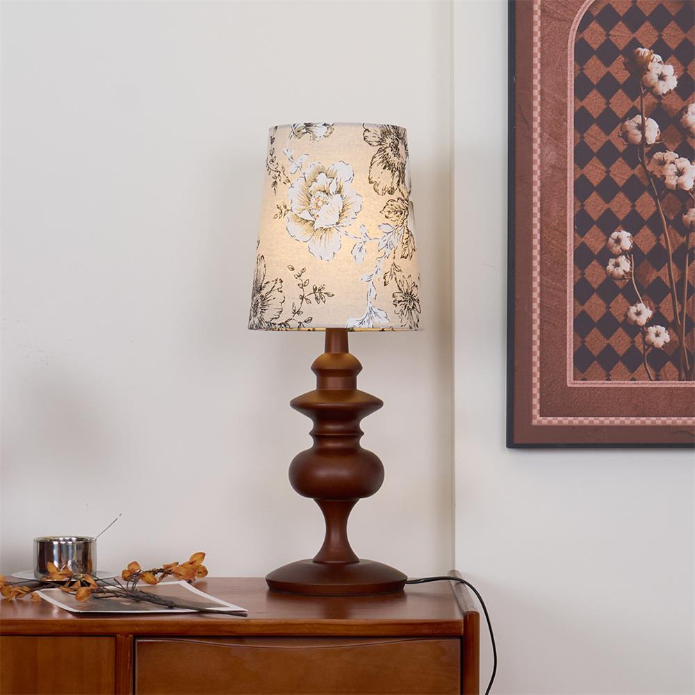 Lumiselle lampă de masă