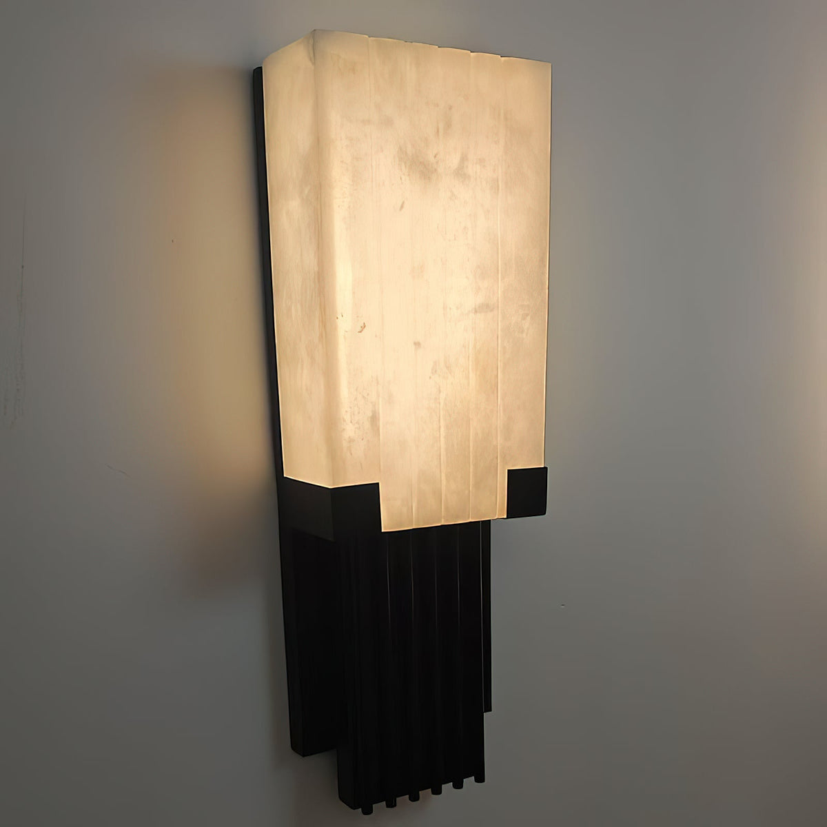 Lumiaine aplică de perete