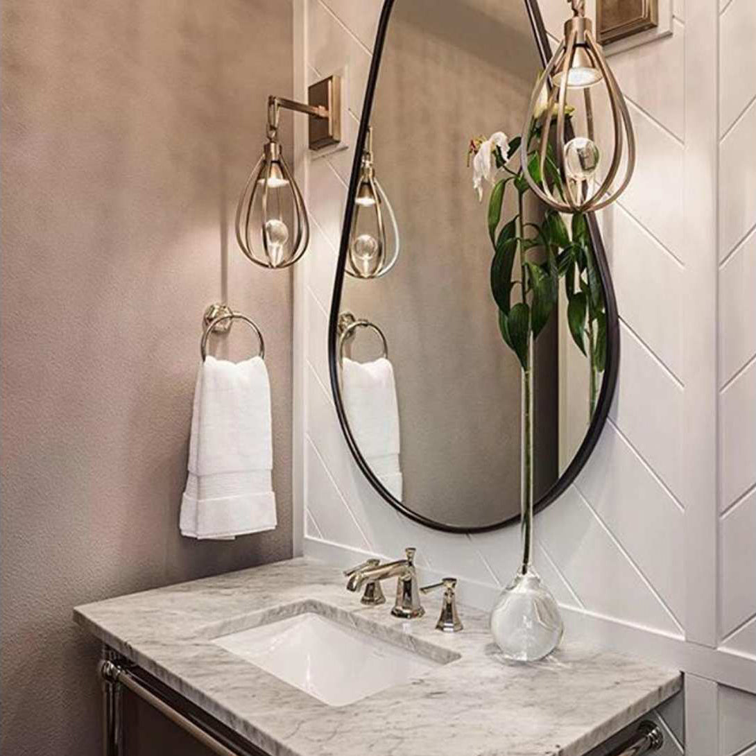 Gloruvys aplică de perete din alamă și cristal, modernă, minimalistă