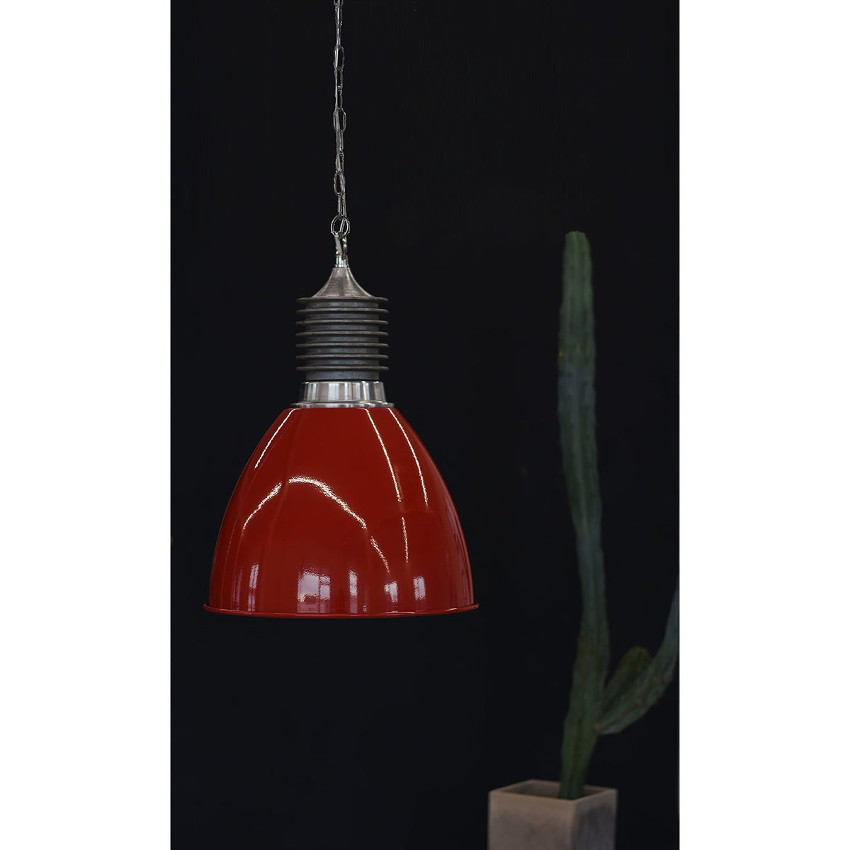 Kvennuvys lampă suspendată modernă, minimalistă din metal