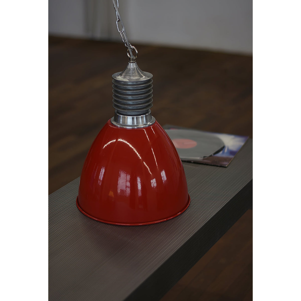 Kvennuvys lampă suspendată modernă, minimalistă din metal