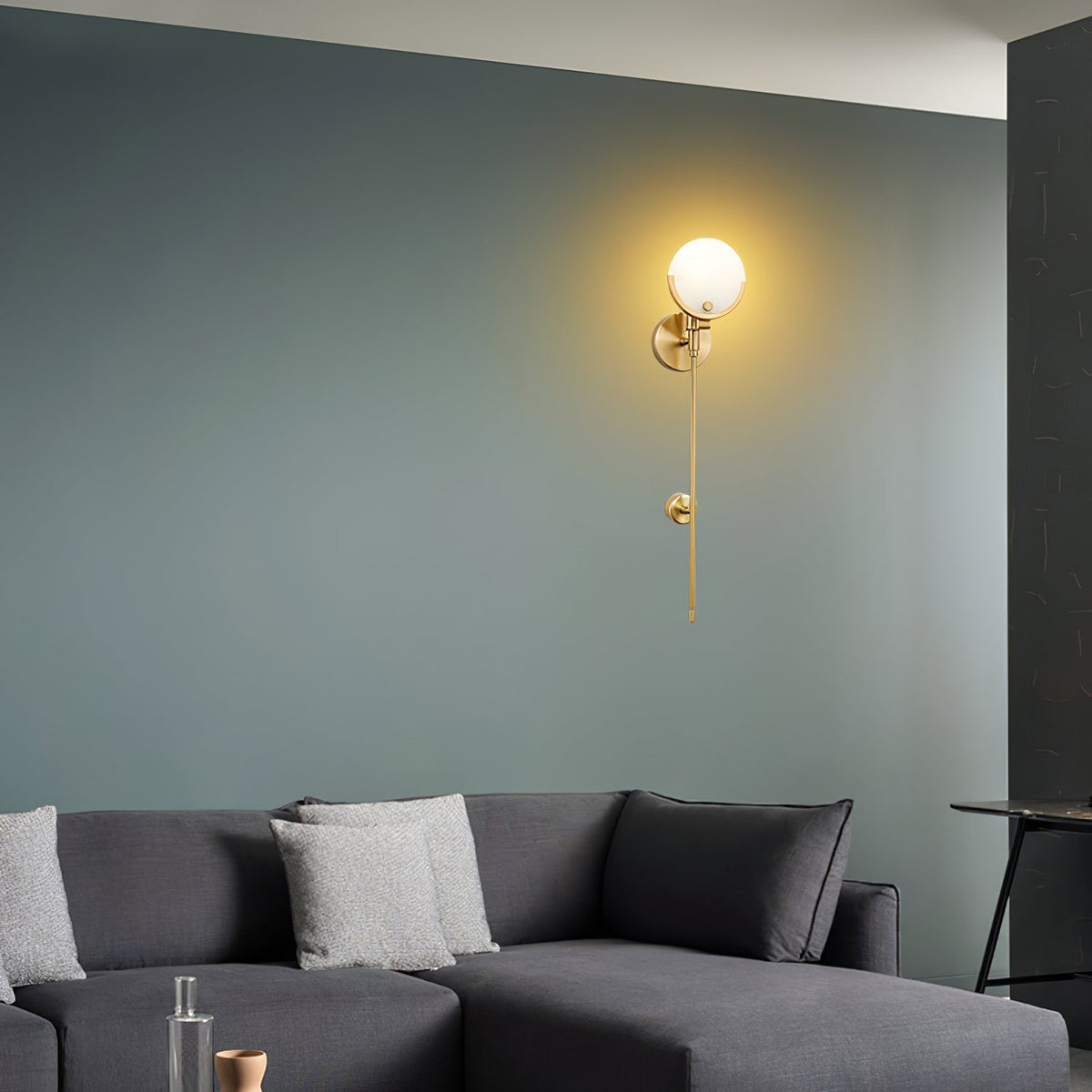 Ljomuvyo aplică de perete modernă minimalistă din alamă cu abajur alabastru