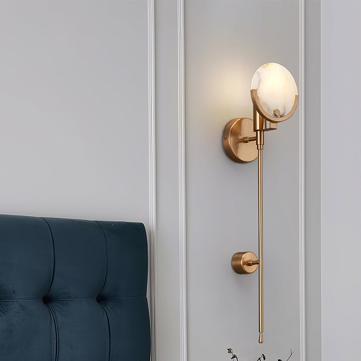 Ljomuvyo aplică de perete modernă minimalistă din alamă cu abajur alabastru
