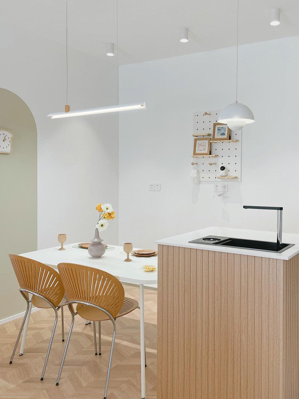 Linea lampă suspendată minimalistă din lemn