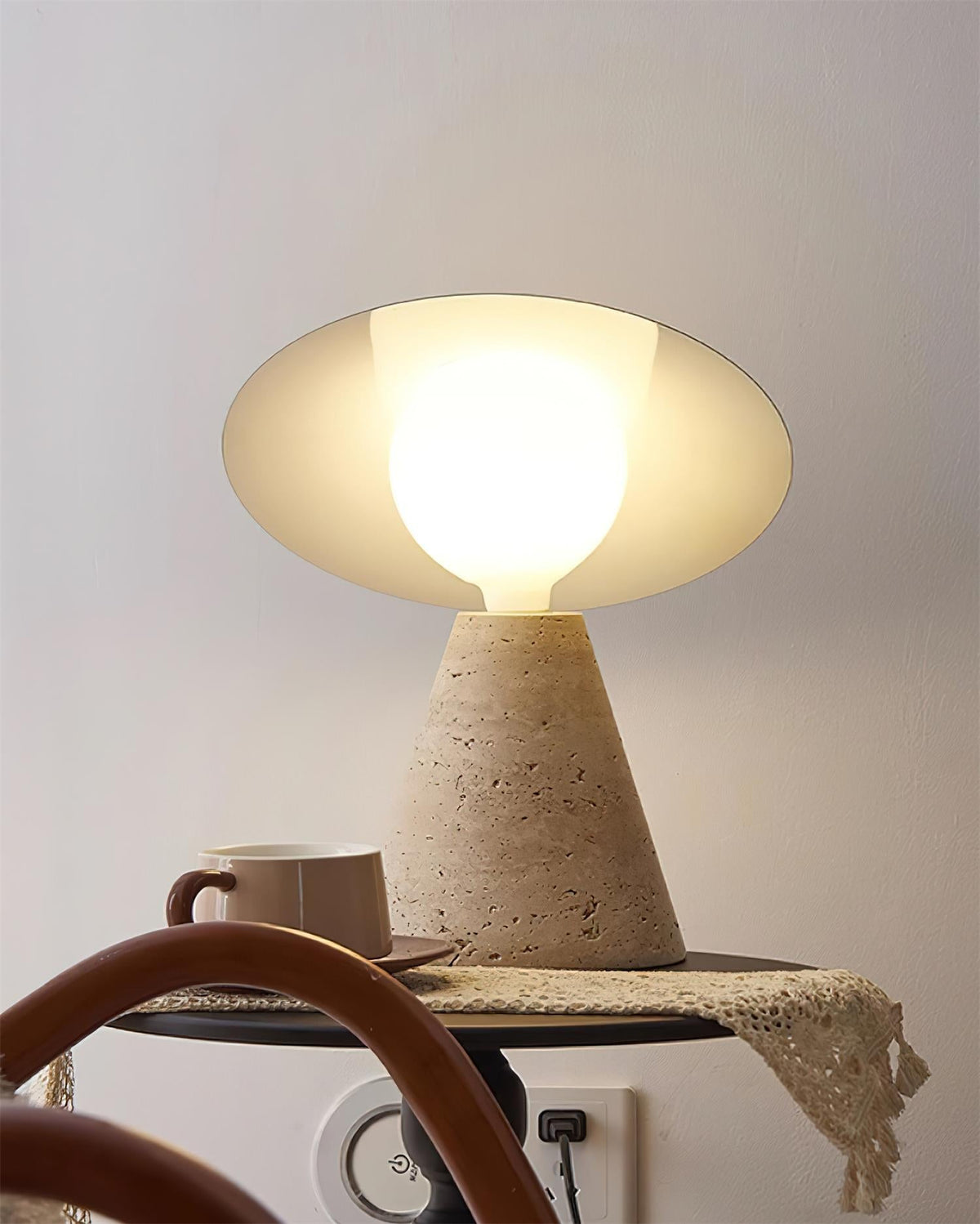 Elaalise lampă de masă