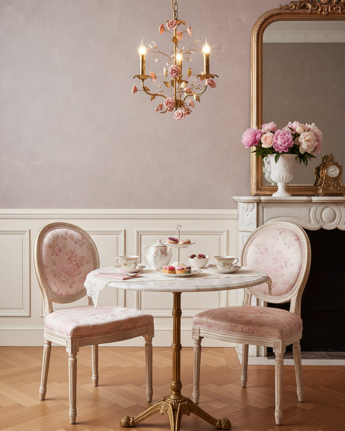 Teriireon candelabru