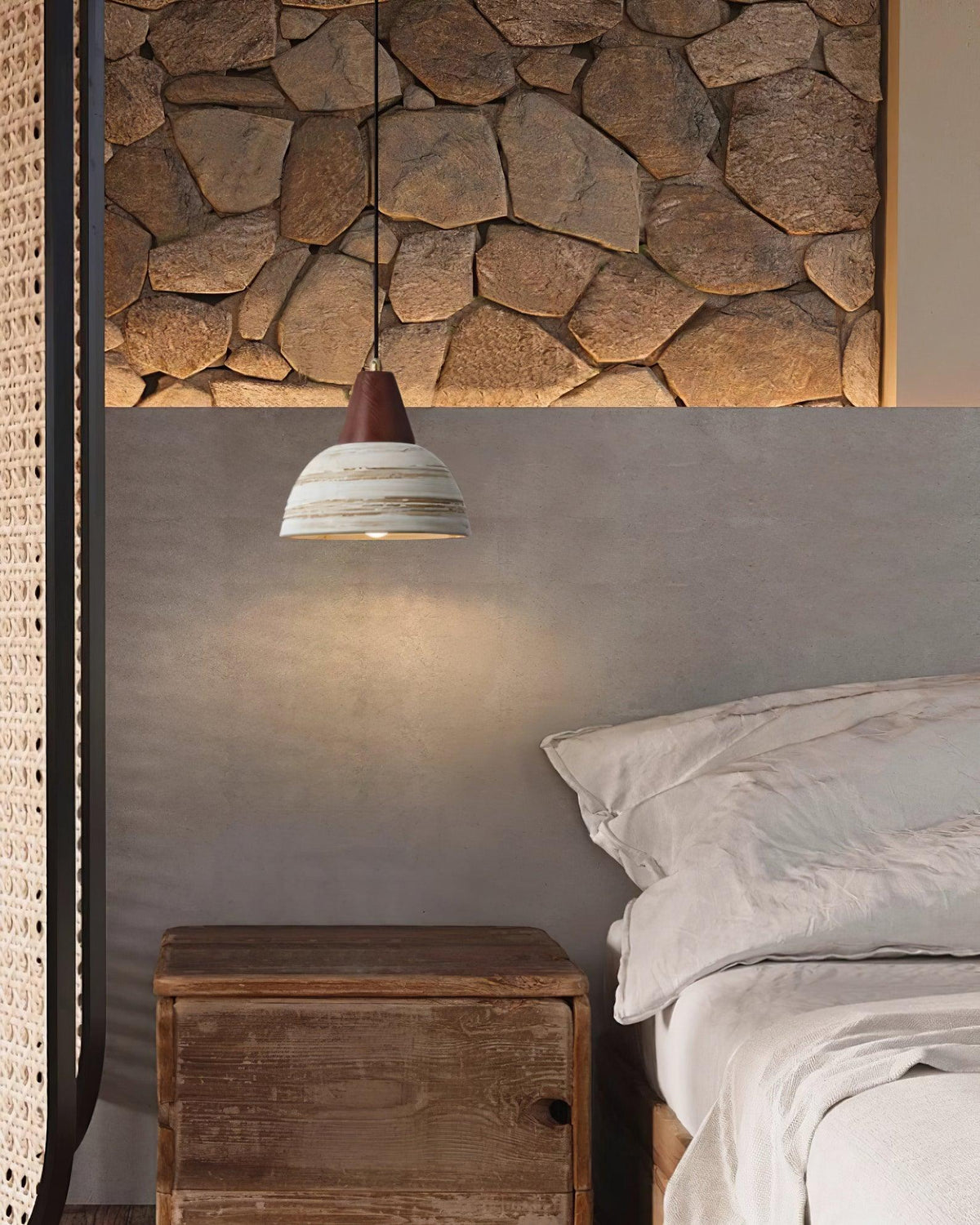 Lampă suspendată cu abajur din ceramică texturat, conic, minimalist nordic