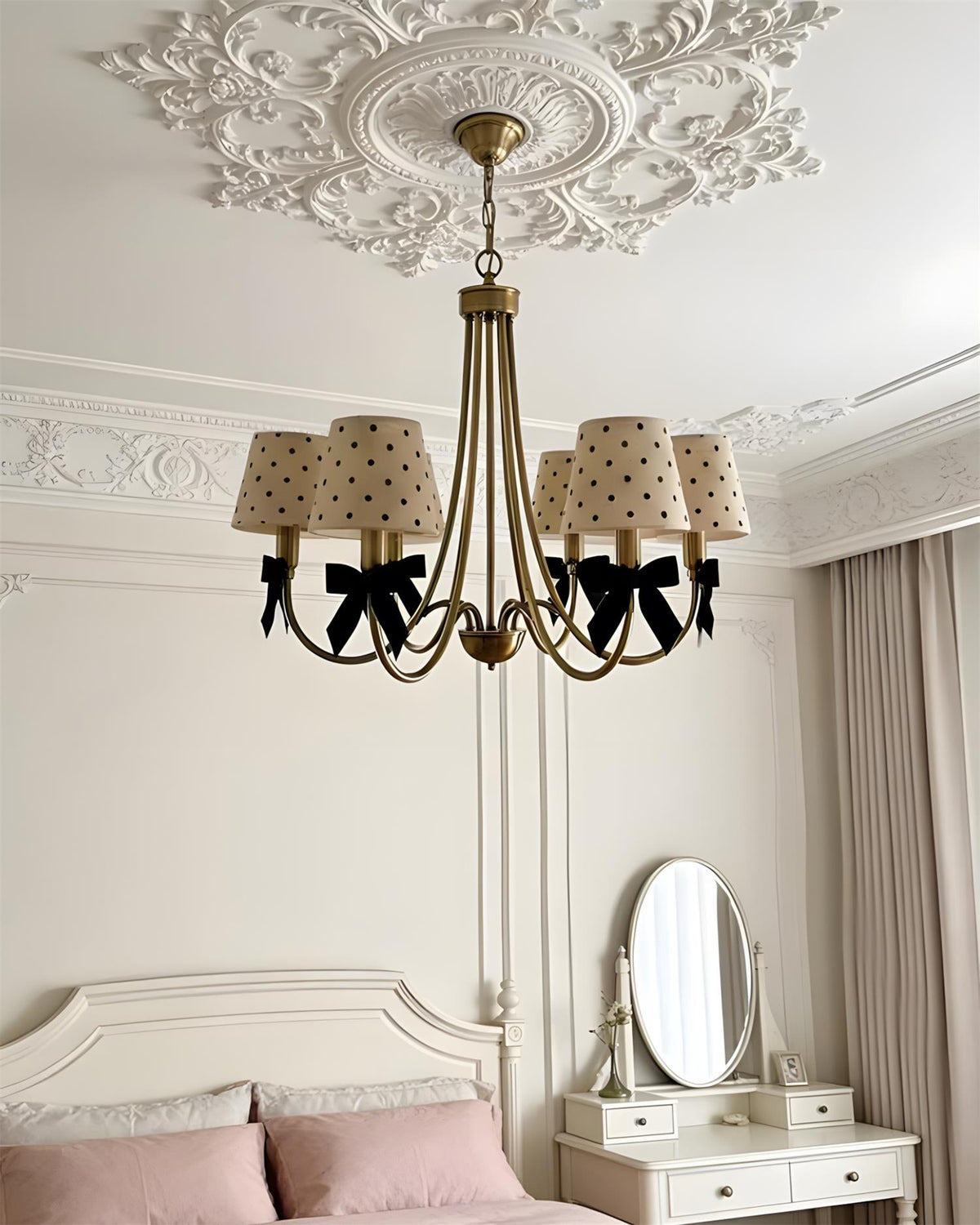 Teriuiel Dot candelabru