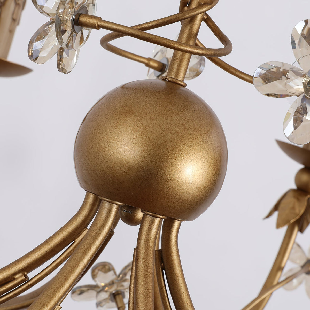Ornuvyu candelabru transparent din metal și cristal, postmodern, de lux