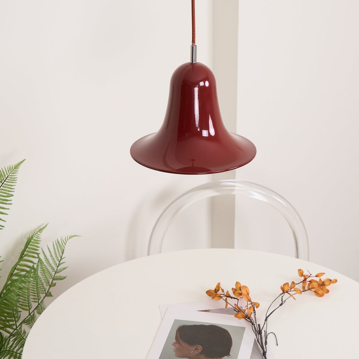 Nevin lampă suspendată, minimalistă, în formă de clopot, cu abajur