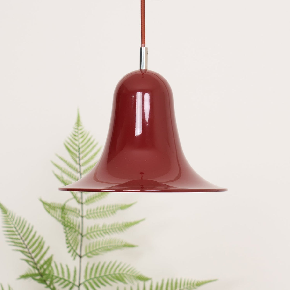 Nevin lampă suspendată, minimalistă, în formă de clopot, cu abajur