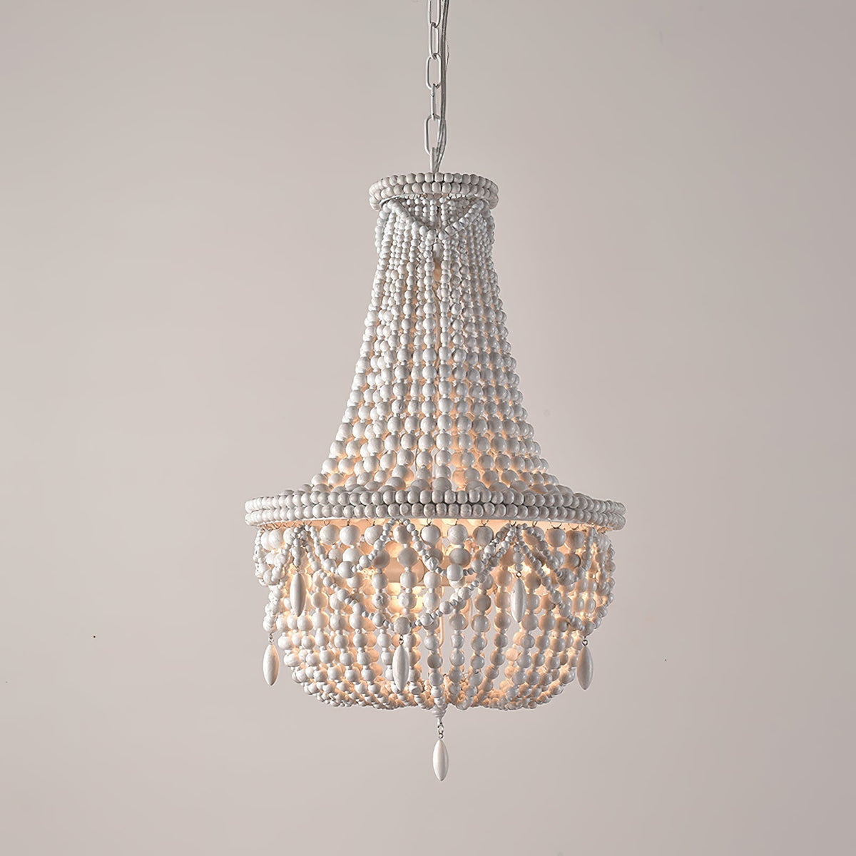 Eirikuvyu candelabru  postmodern lux cu perle metalice și lemn