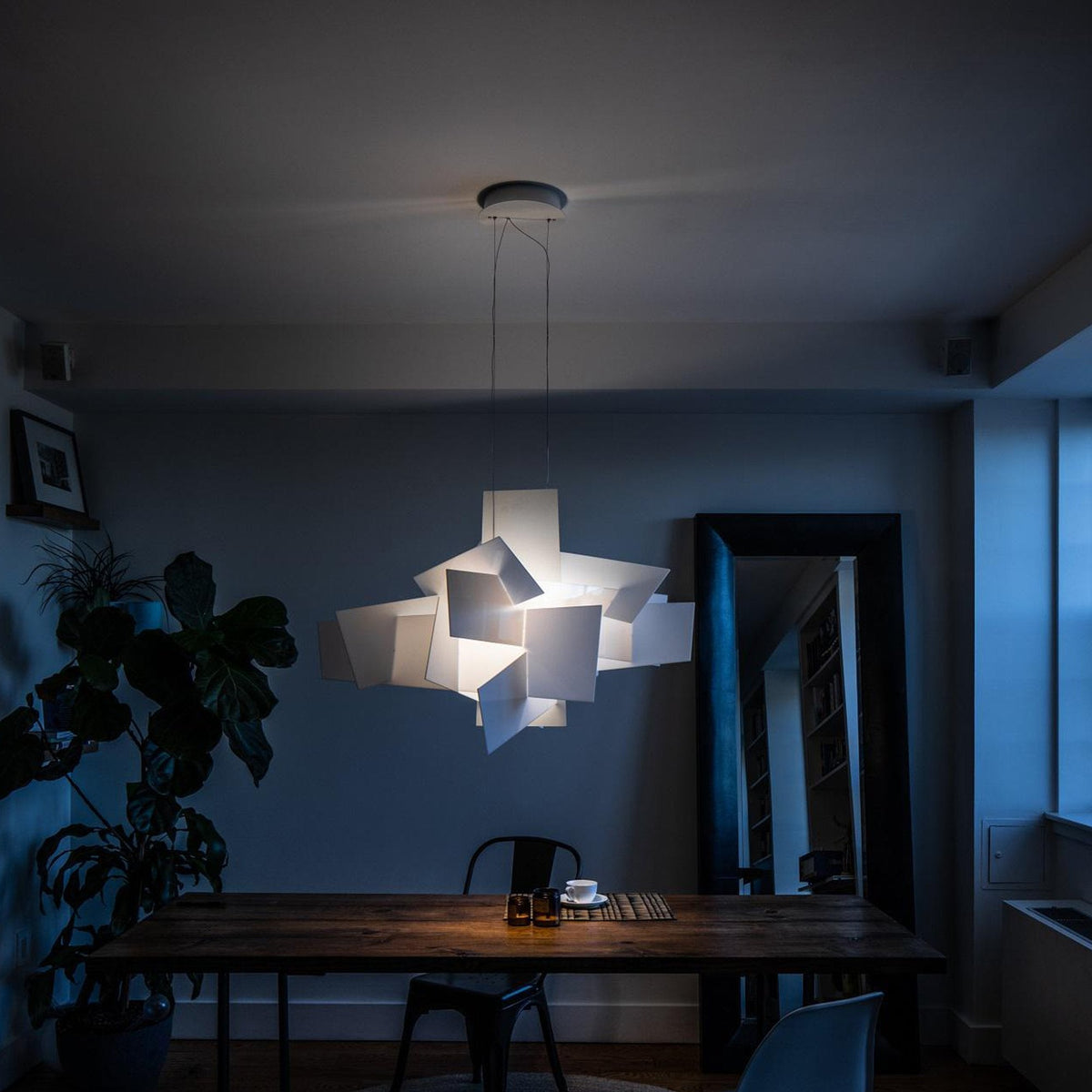 Lumiian candelabru