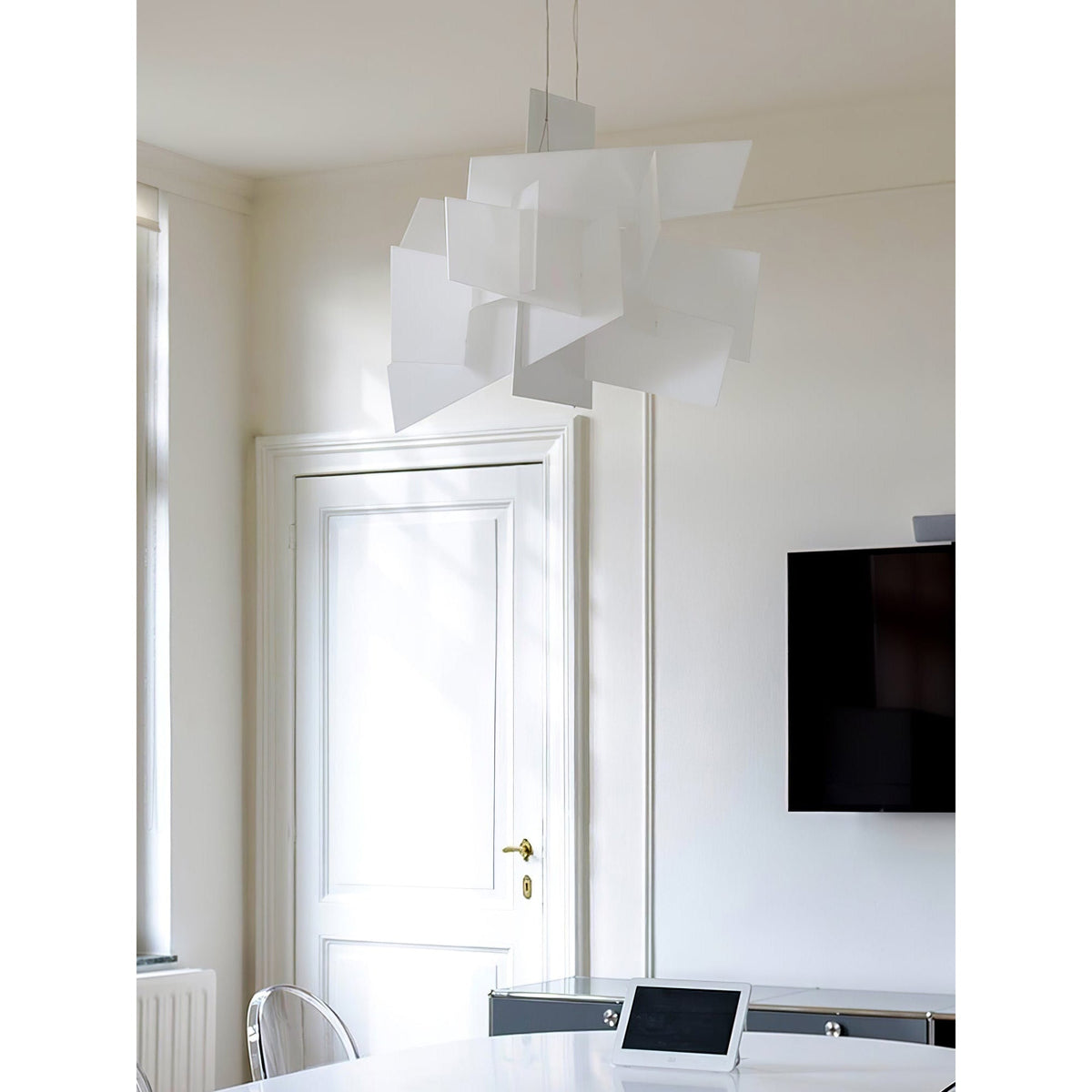 Lumiian candelabru
