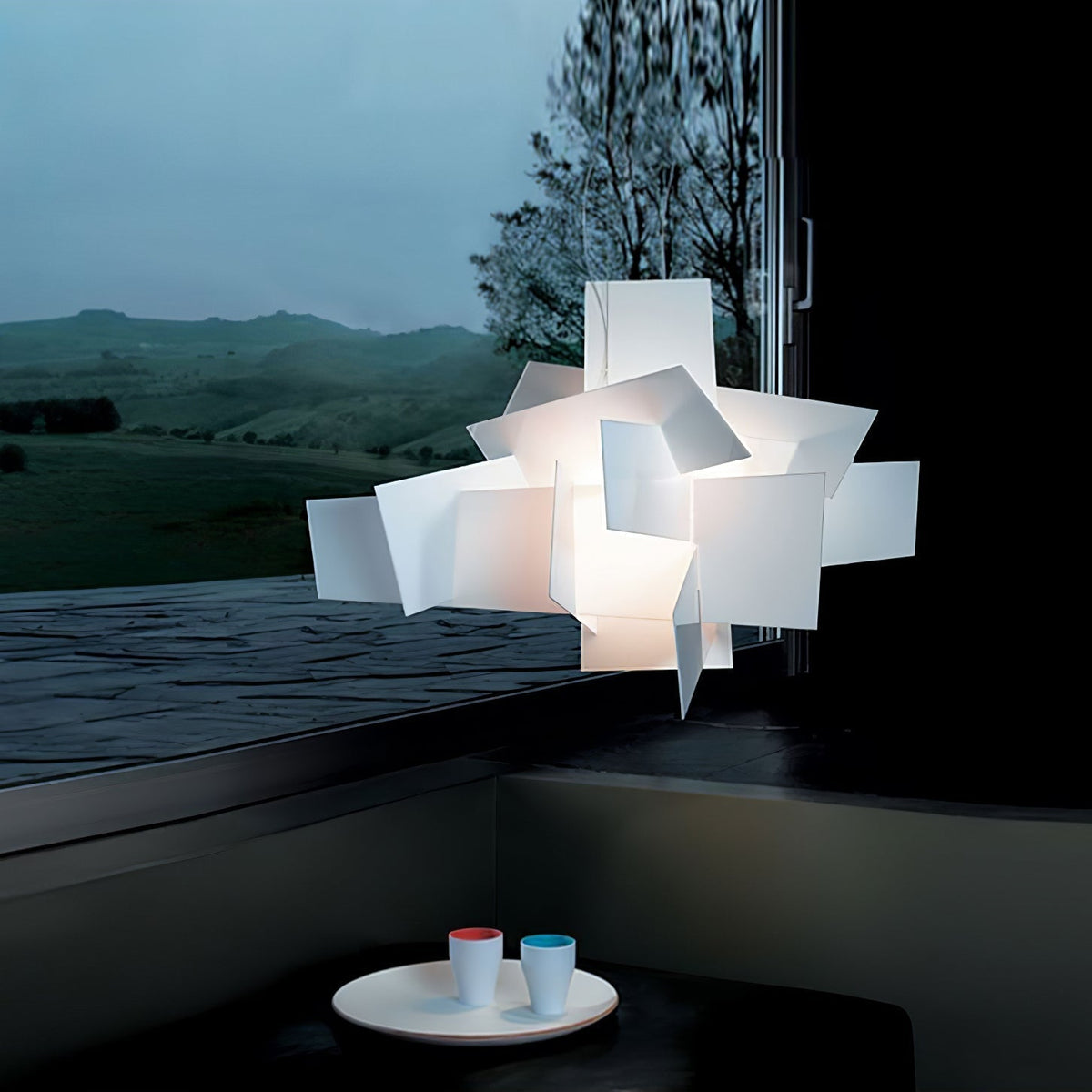 Lumiian candelabru