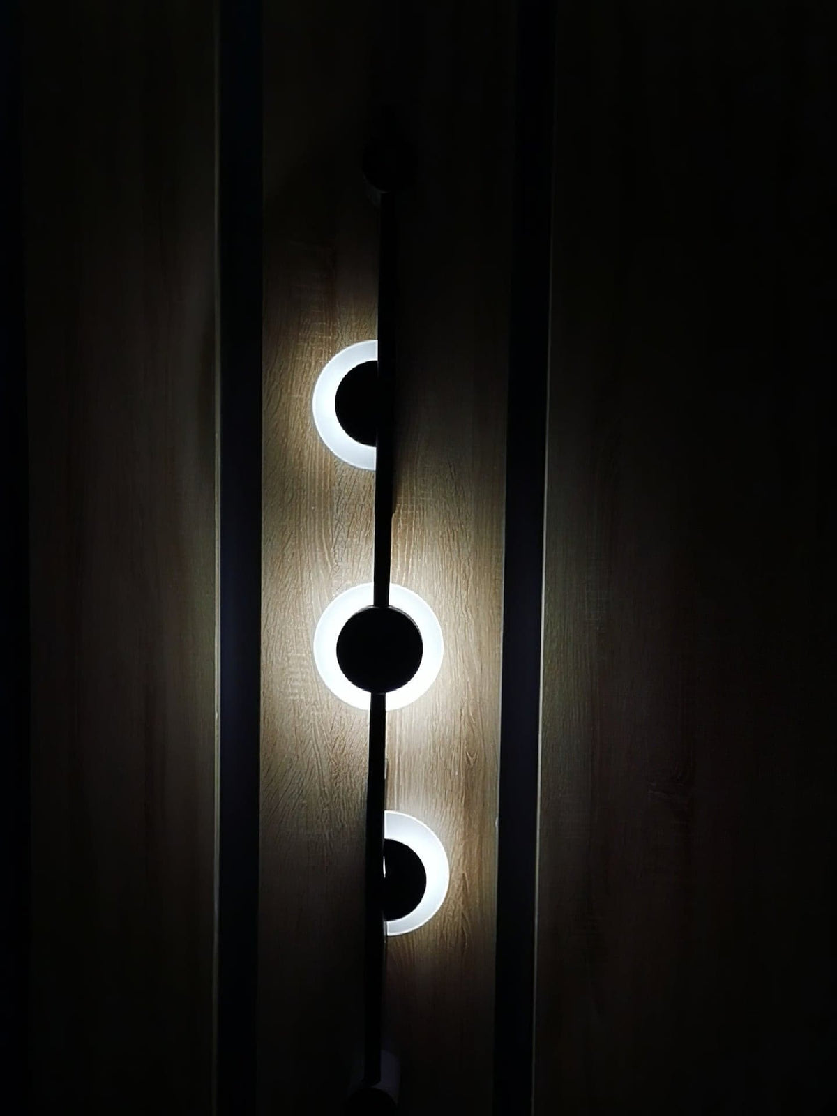Slender aplică de perete din alabastru, modernă, minimalistă