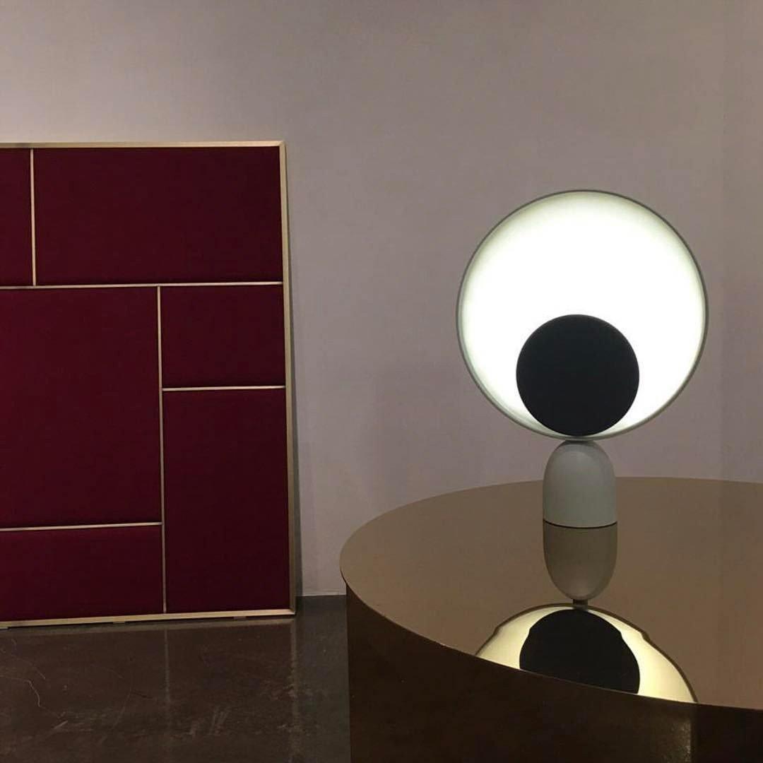 Prynd lampă de masă modernă