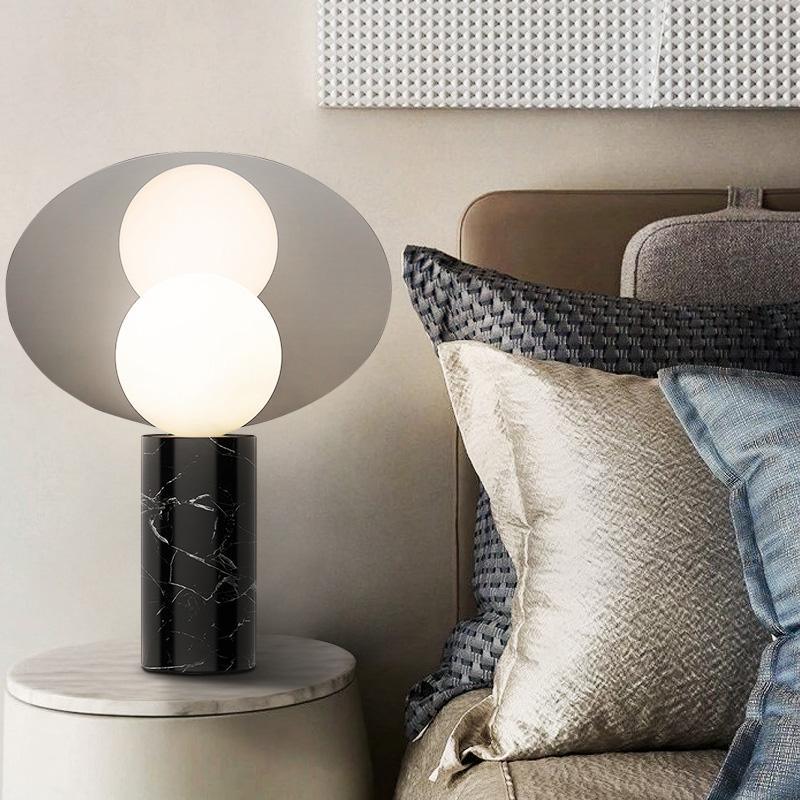 Dila lampă de masă minimalistă din marmură