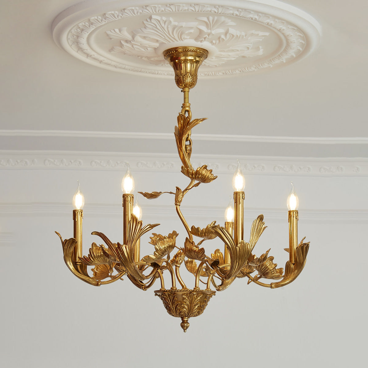 Aurelios candelabru din alamă