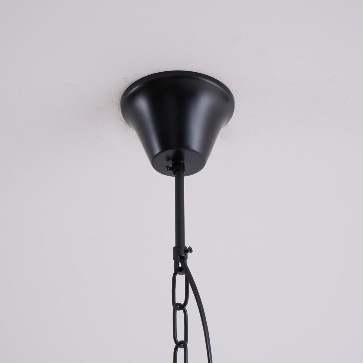 Svelte lampă suspendată din sticlă, vintage, industrială
