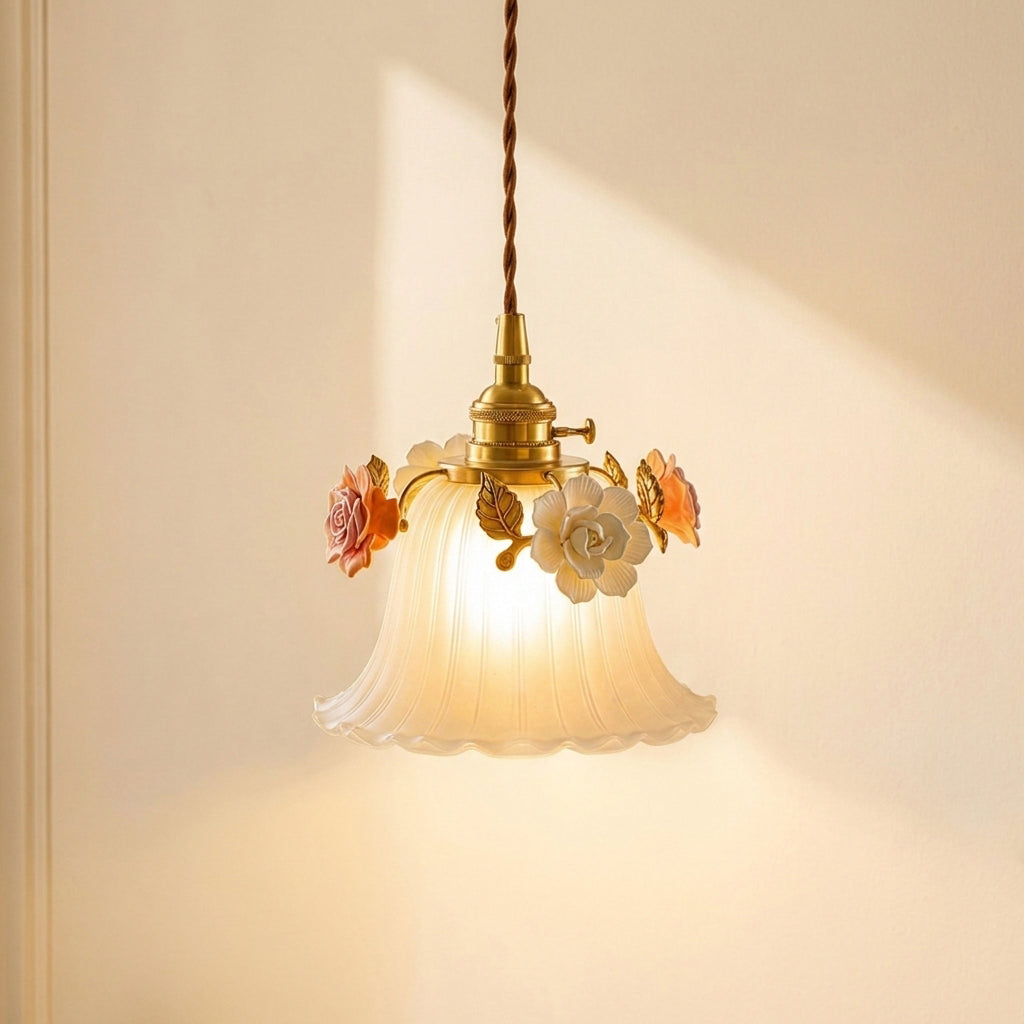 Lumiine lampă suspendată