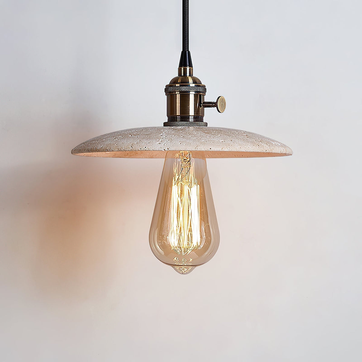 Teriisine lampă suspendată