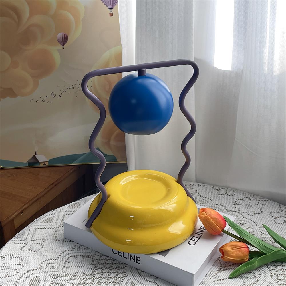 Caldia lampă de masă