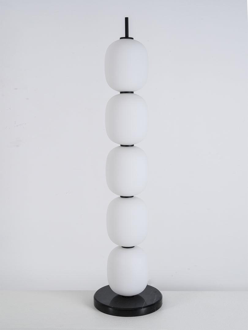 Ceni lampadar minimalist din marmură