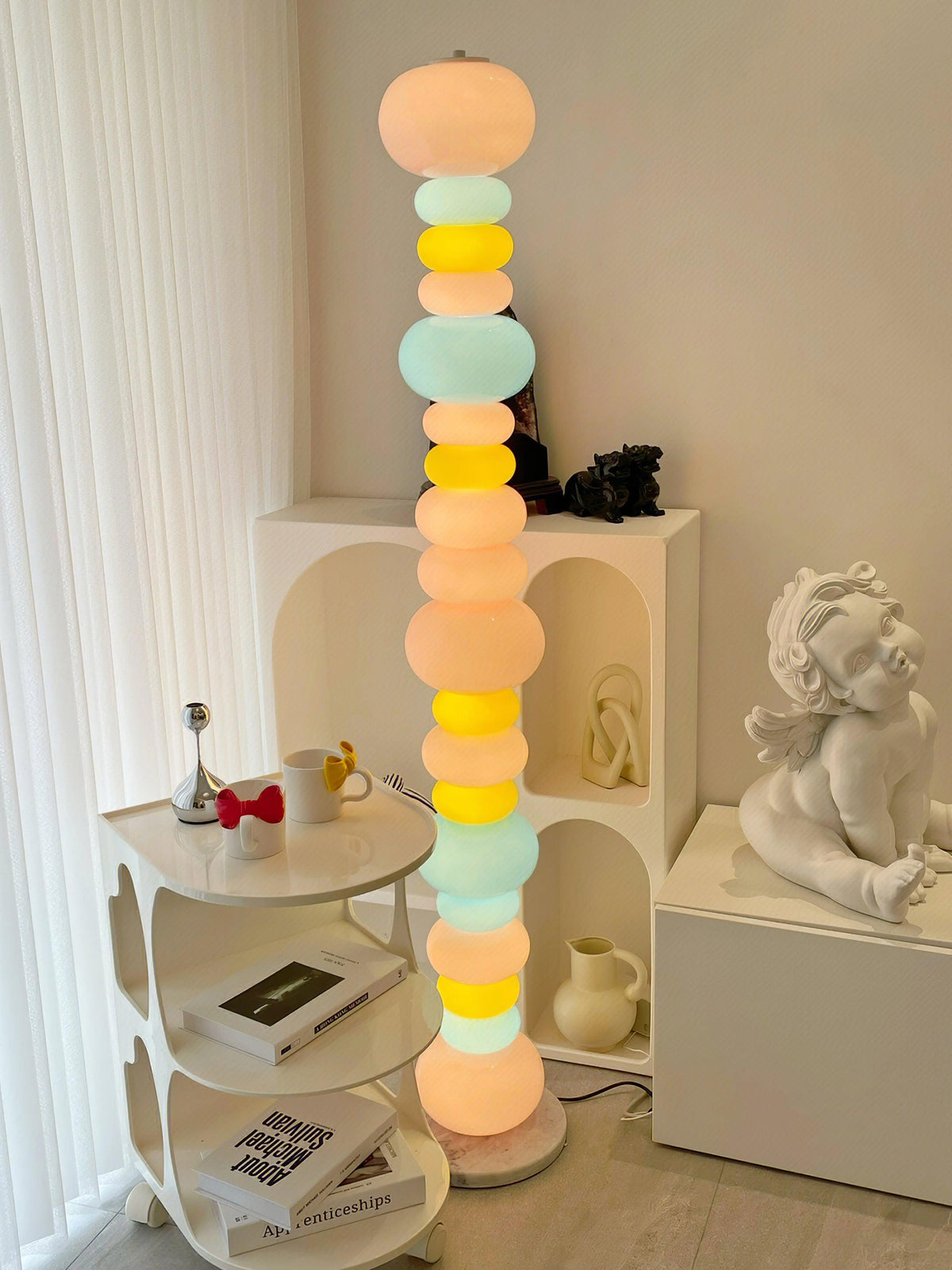 Avelare lampadar din marmură Artistic