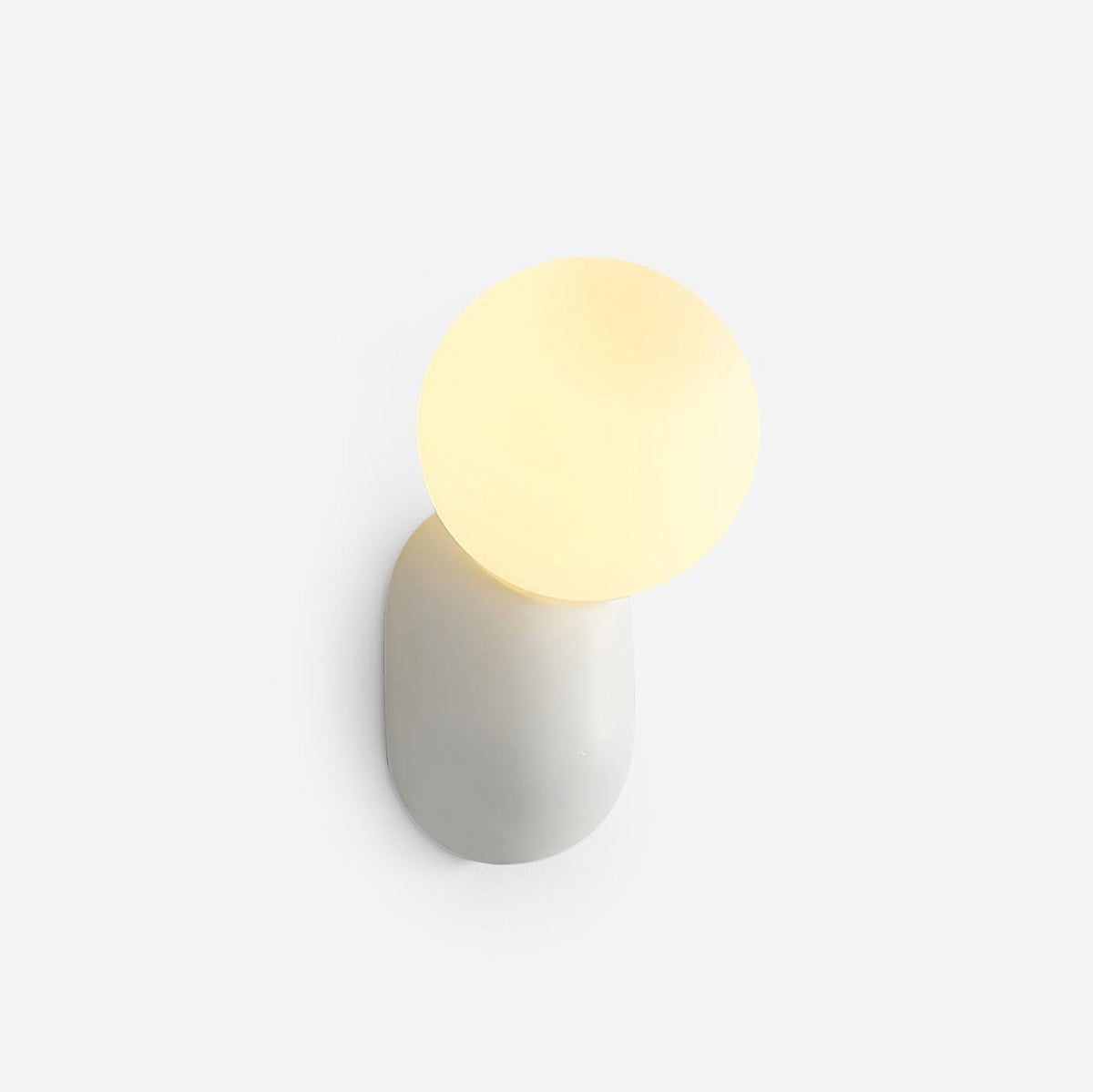 Nelo aplică de perete, minimalistă, cu glob