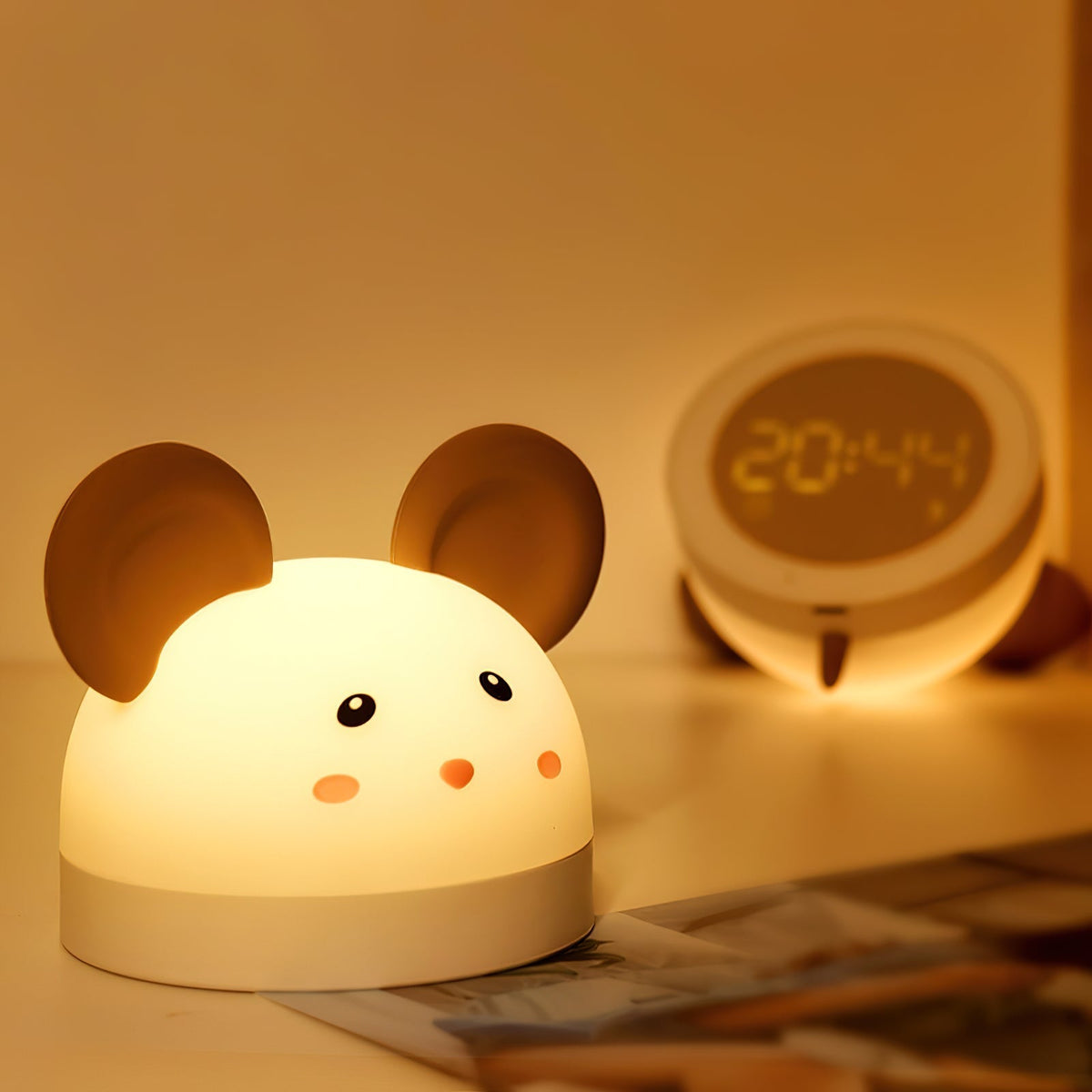 Mochi lampă de masă