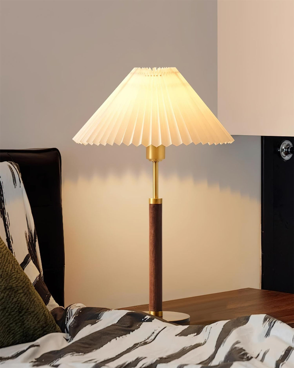 Viraorina lampă de masă