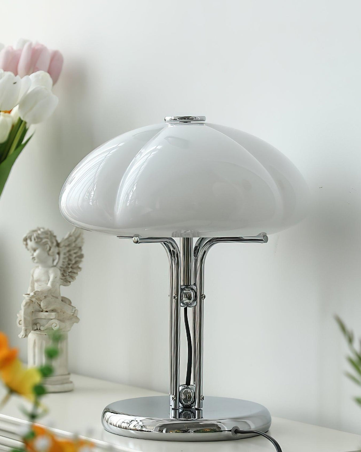 Rivenella lampă de masă