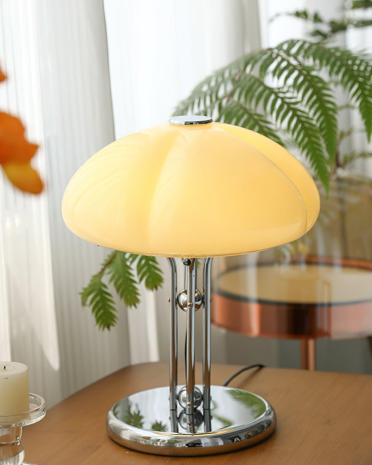 Rivenella lampă de masă