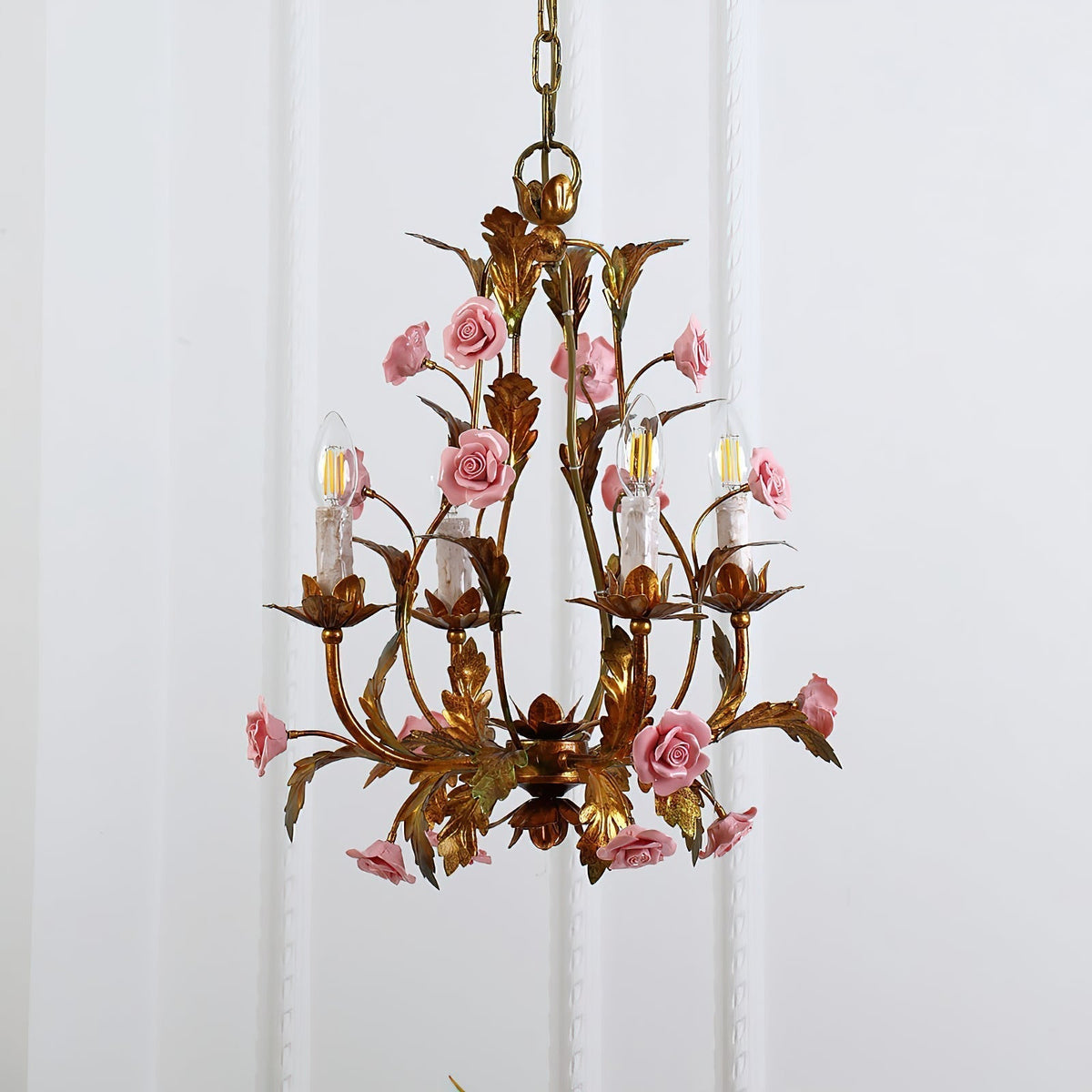 Orelelian candelabru