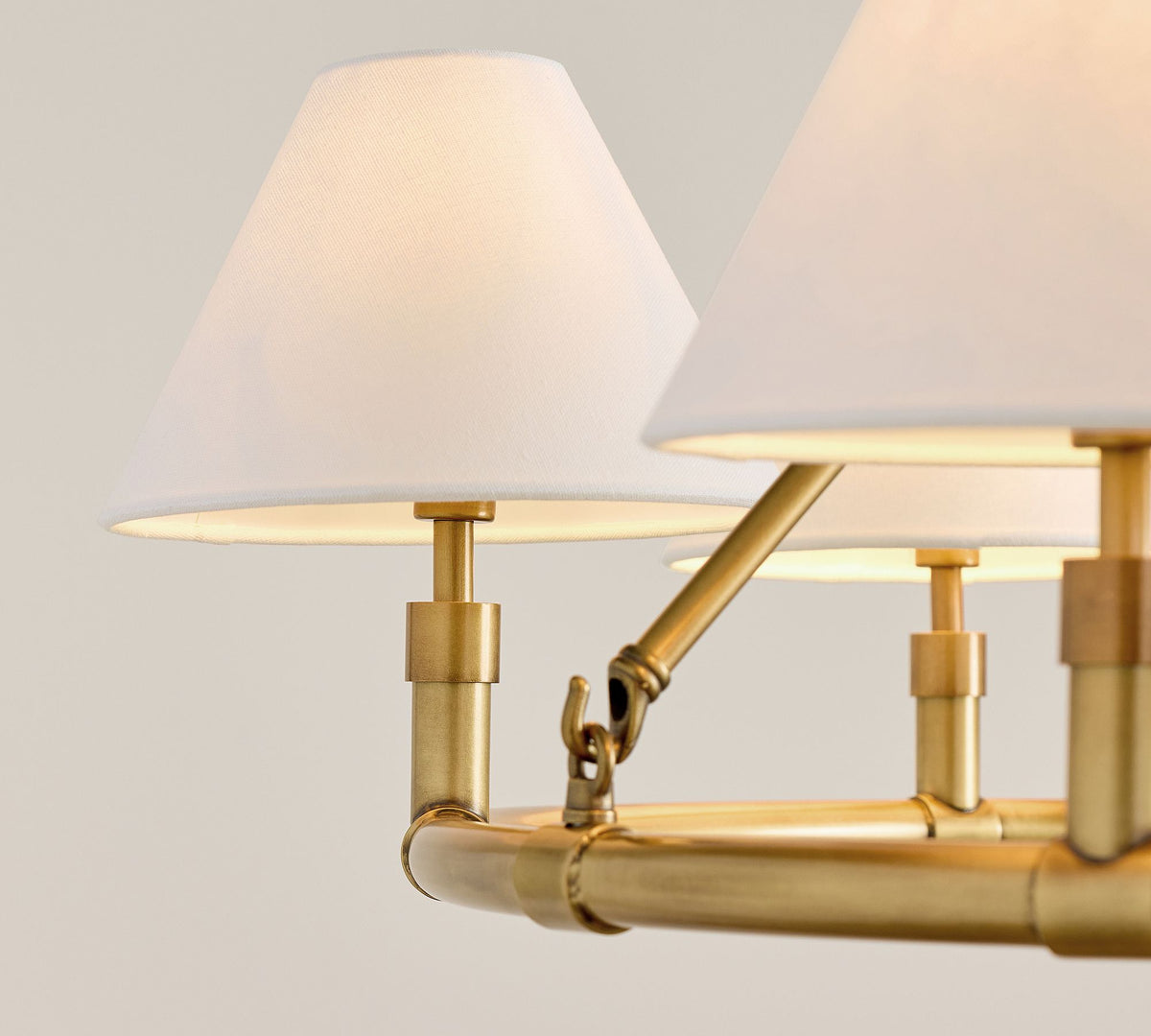 Nororiel candelabru