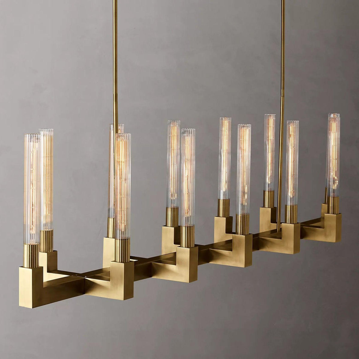 Crownil candelabru