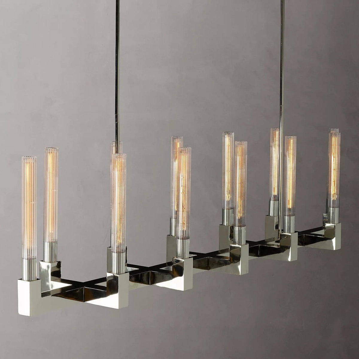 Crownil candelabru