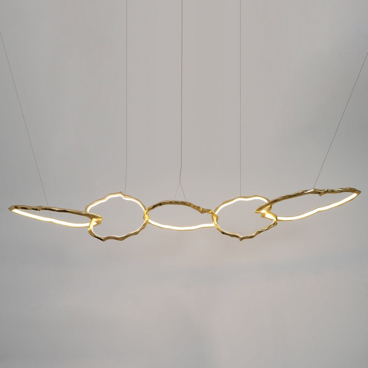 Aballs Cloud Rings Series candelabru din alamă