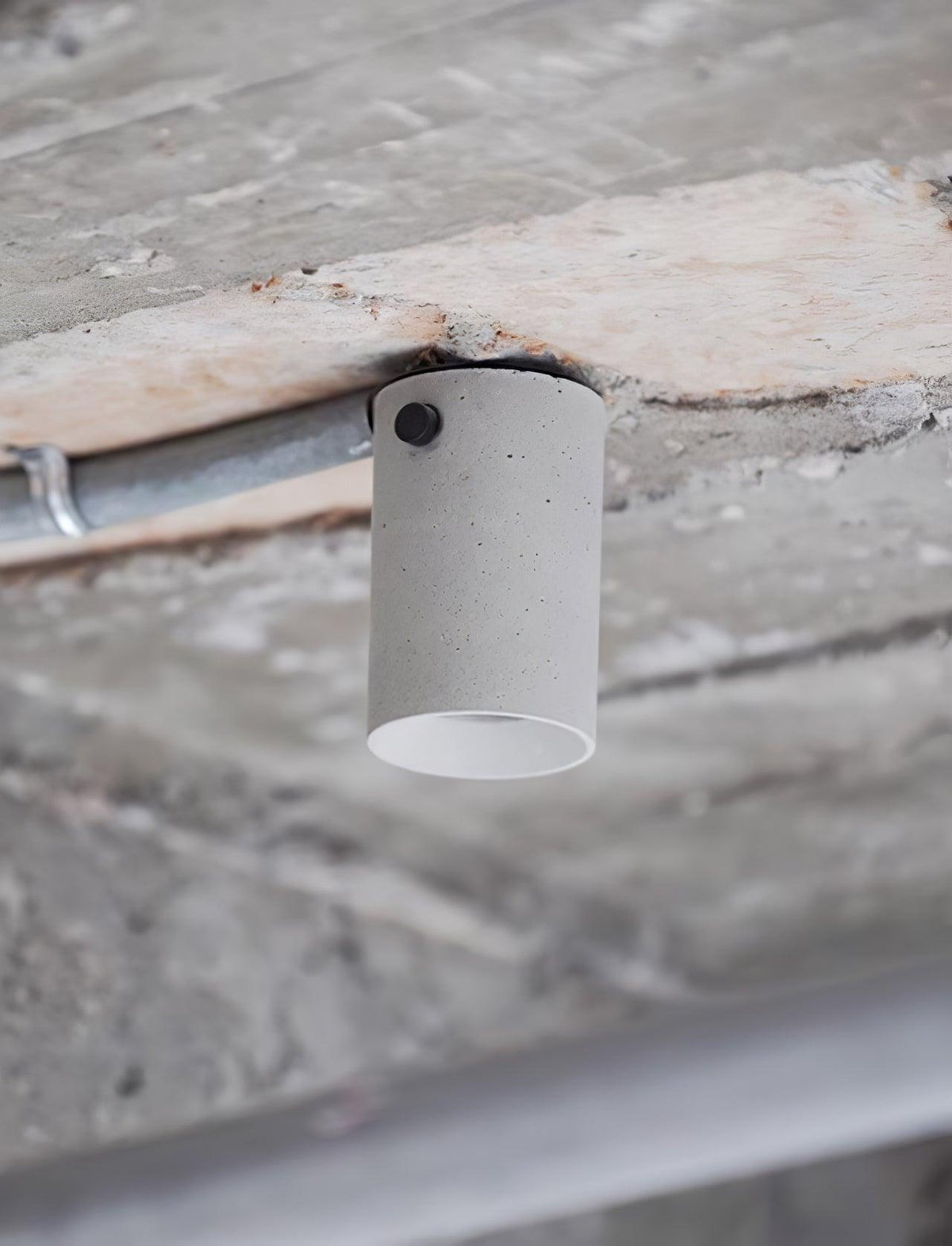 Berion plafonieră modernă minimalistă din beton