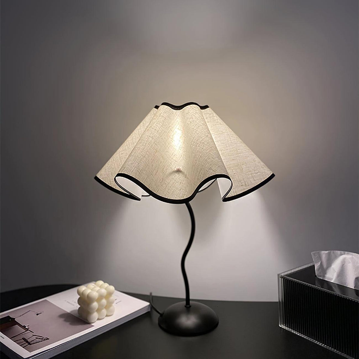 Luminova lampă de masă artistică cu abajur textil